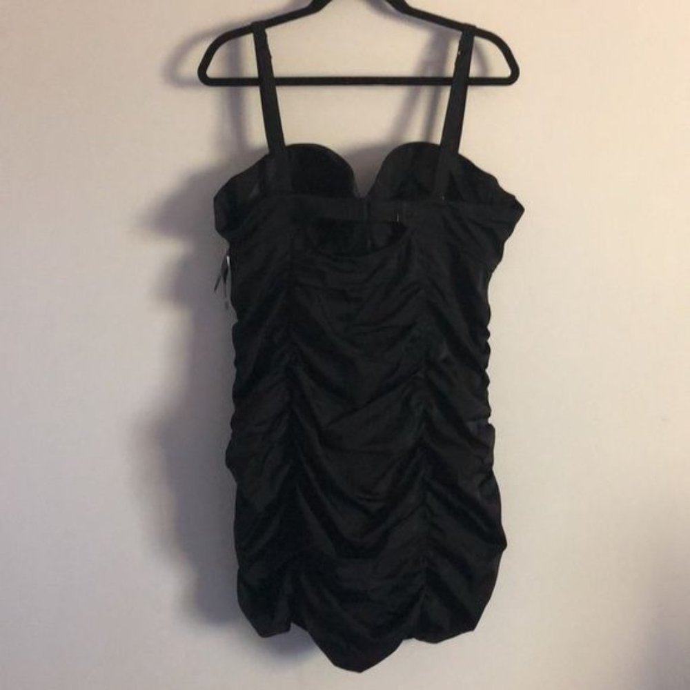 NEW Torrid Underwire Ruched Mid-Length Swim Dress Sz 2X D/DD - Picture 6 of 14